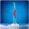 Зубная щетка электрическая Oral-B Stages Power Frozen с чехлом голубой