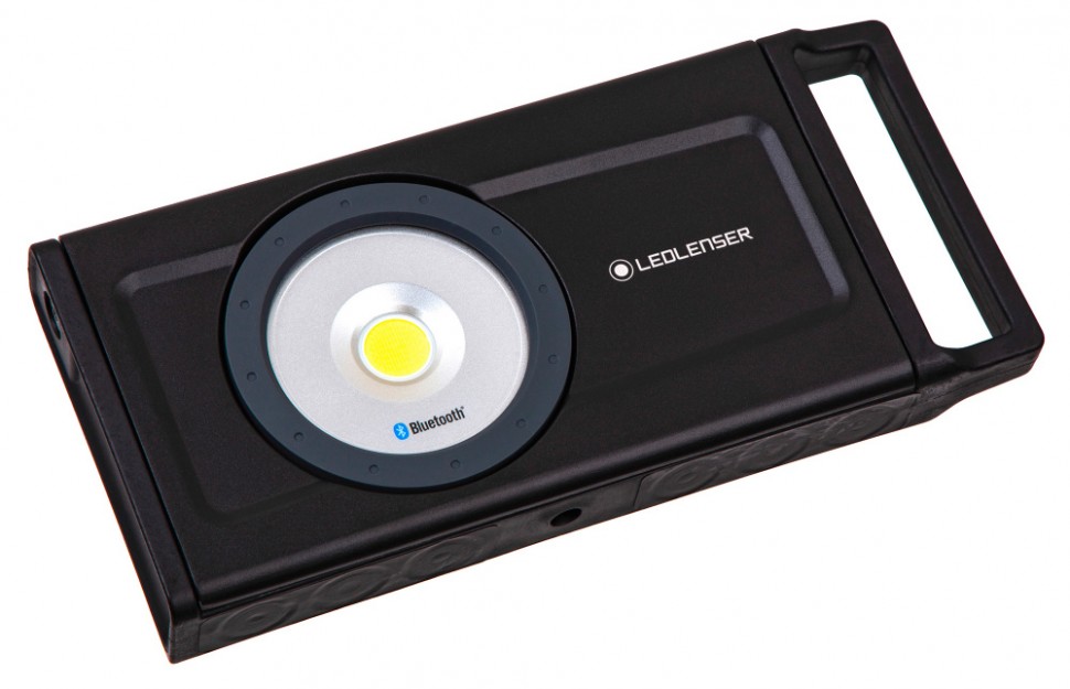 Фонарь универсальный Led Lenser IF8R черный 4500Вт лам.:светодиод. 21700x3 (502002)